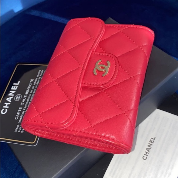 Chanel Classic Flap Card Holder - Picture 2 of 4